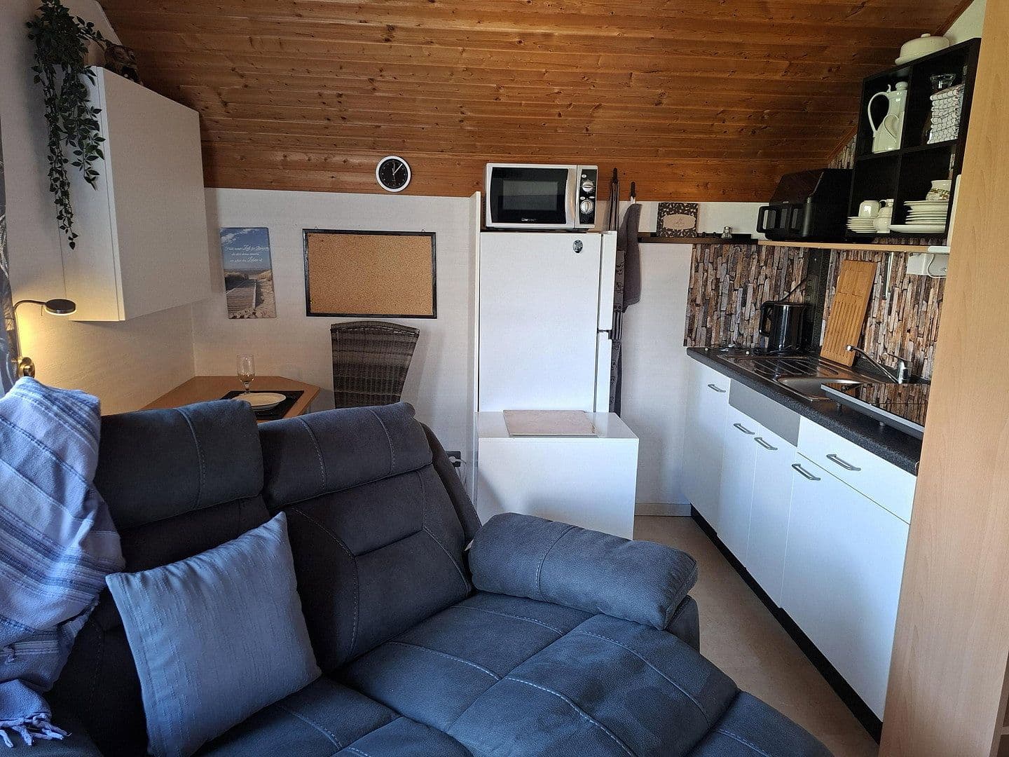 Pronájem bytu 1+1 44 m², Friedrichsdorf, Hessen Pronájem bytu 1+1 44 m², Friedrichsdorf, Hessen