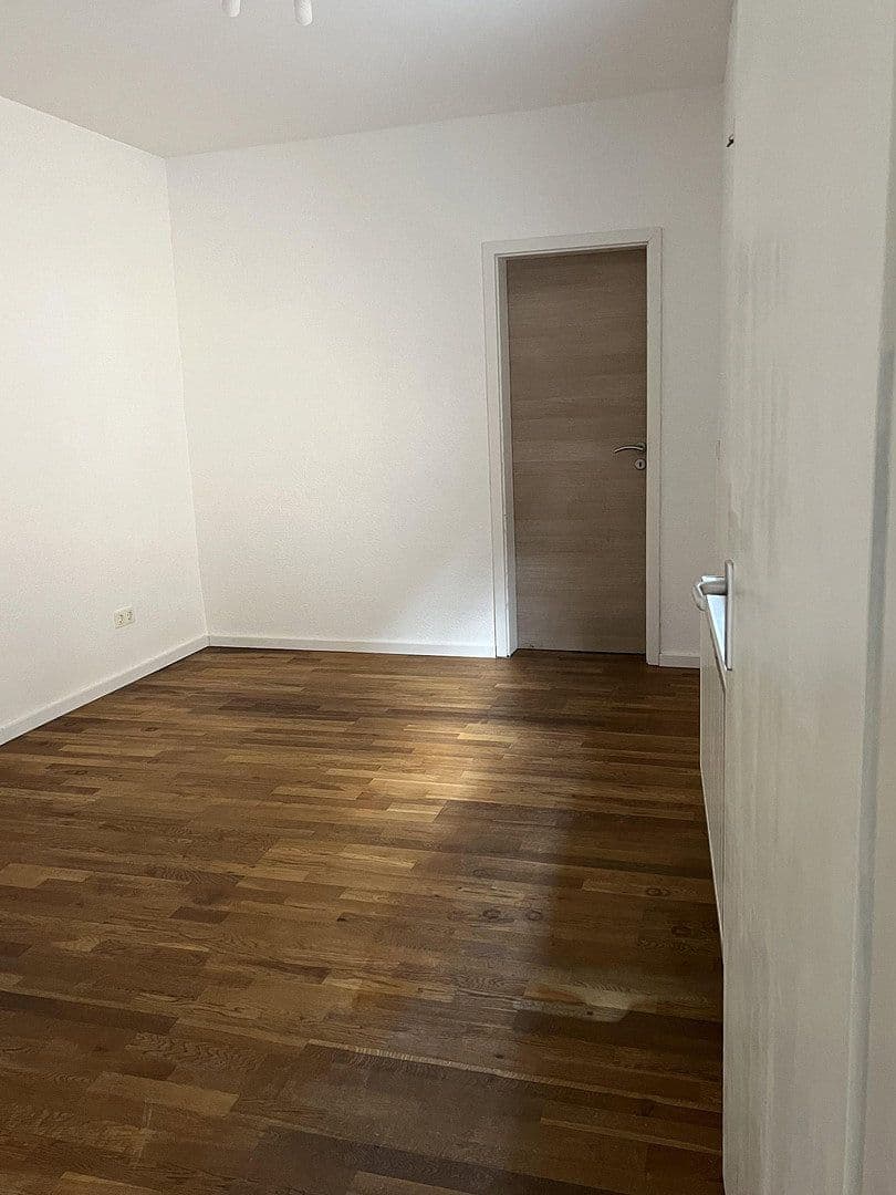 Prodej domu 250 m², pozemek 314 m², Mutterstadt, Porýní-Falc Prodej domu 250 m², pozemek 314 m², Mutterstadt, Porýní-Falc