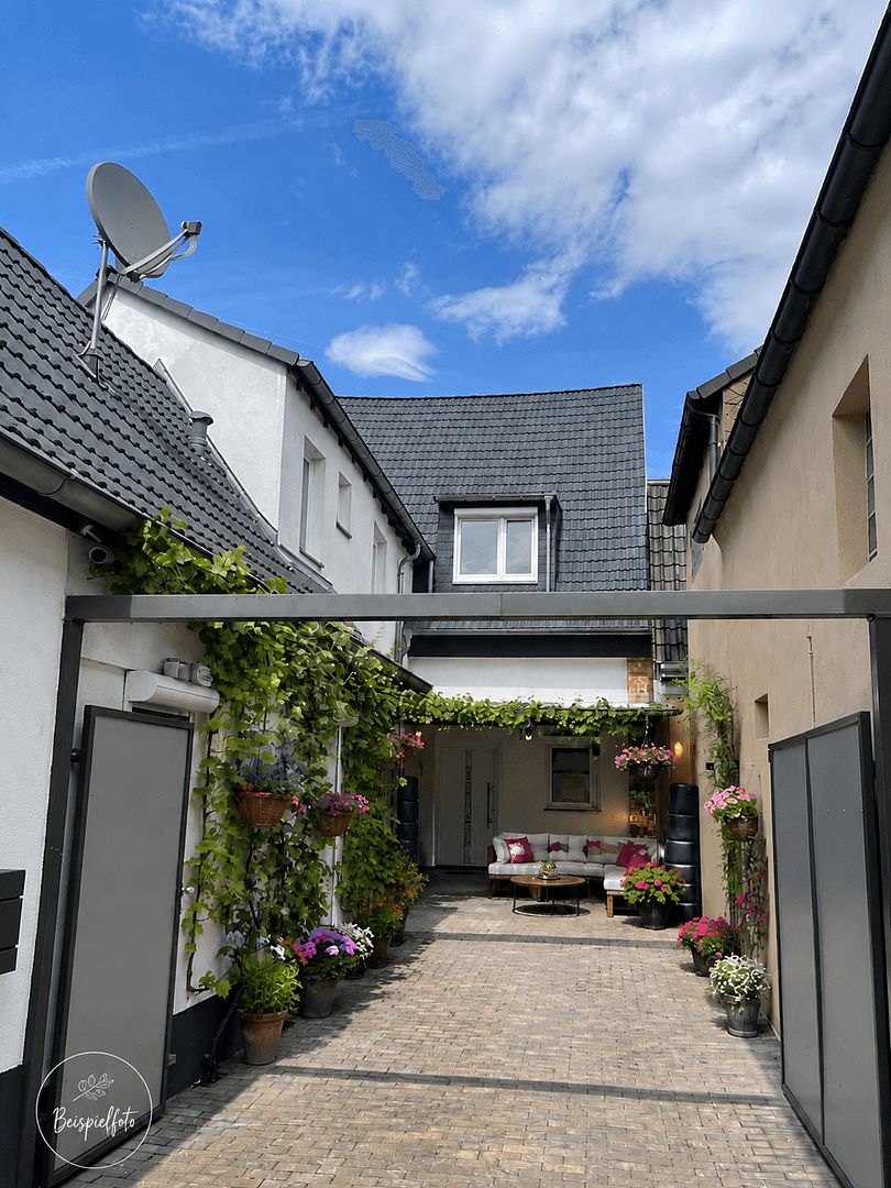 Prodej domu 250 m², pozemek 314 m², Mutterstadt, Porýní-Falc Prodej domu 250 m², pozemek 314 m², Mutterstadt, Porýní-Falc