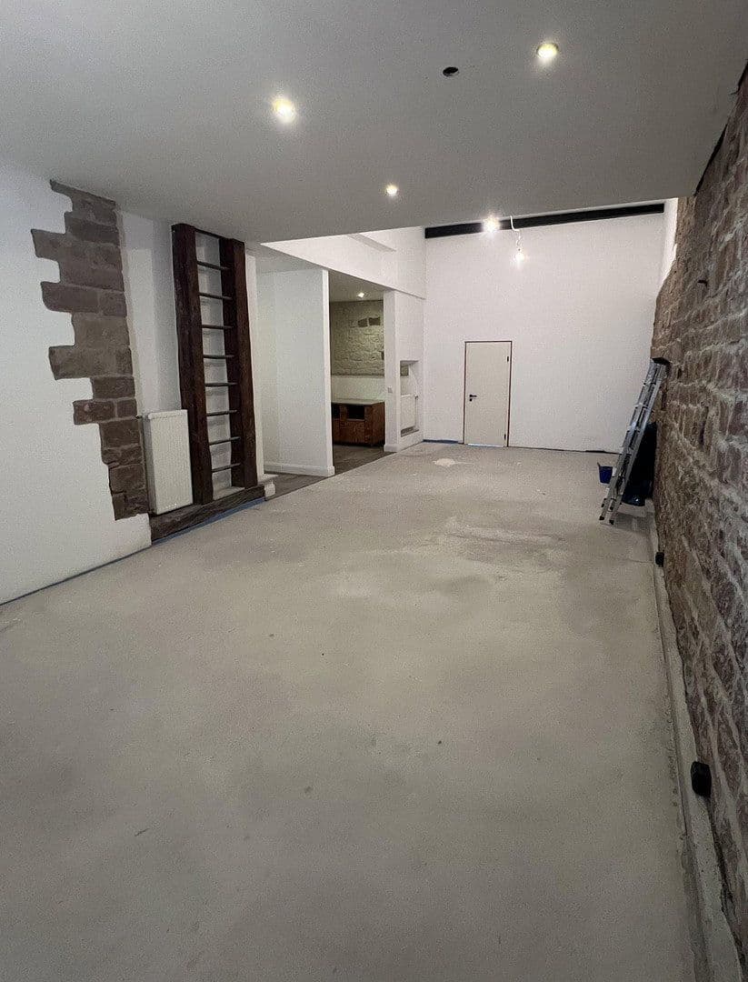 Prodej domu 250 m², pozemek 314 m², Mutterstadt, Porýní-Falc Prodej domu 250 m², pozemek 314 m², Mutterstadt, Porýní-Falc