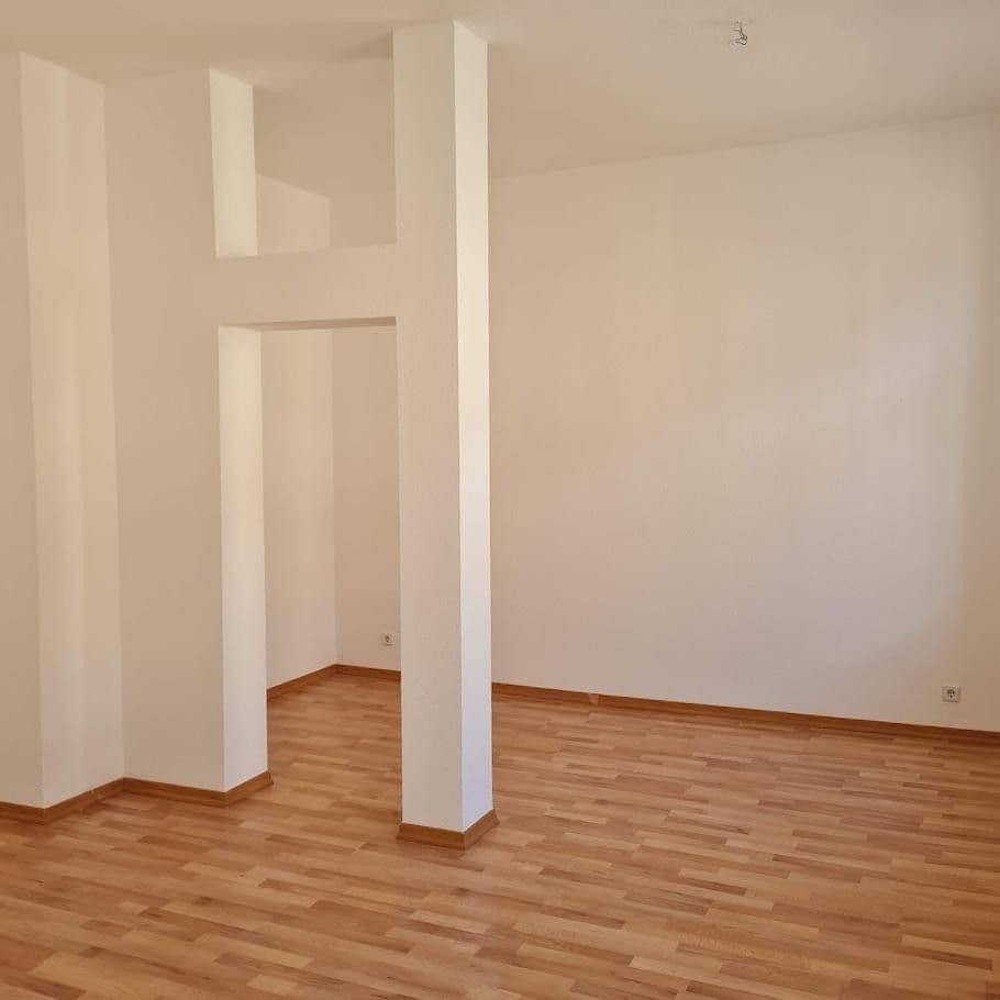 Pronájem bytu 3+1 69 m², Kantstraße 32, Wurzen, Sasko Pronájem bytu 3+1 69 m², Kantstraße 32, Wurzen, Sasko