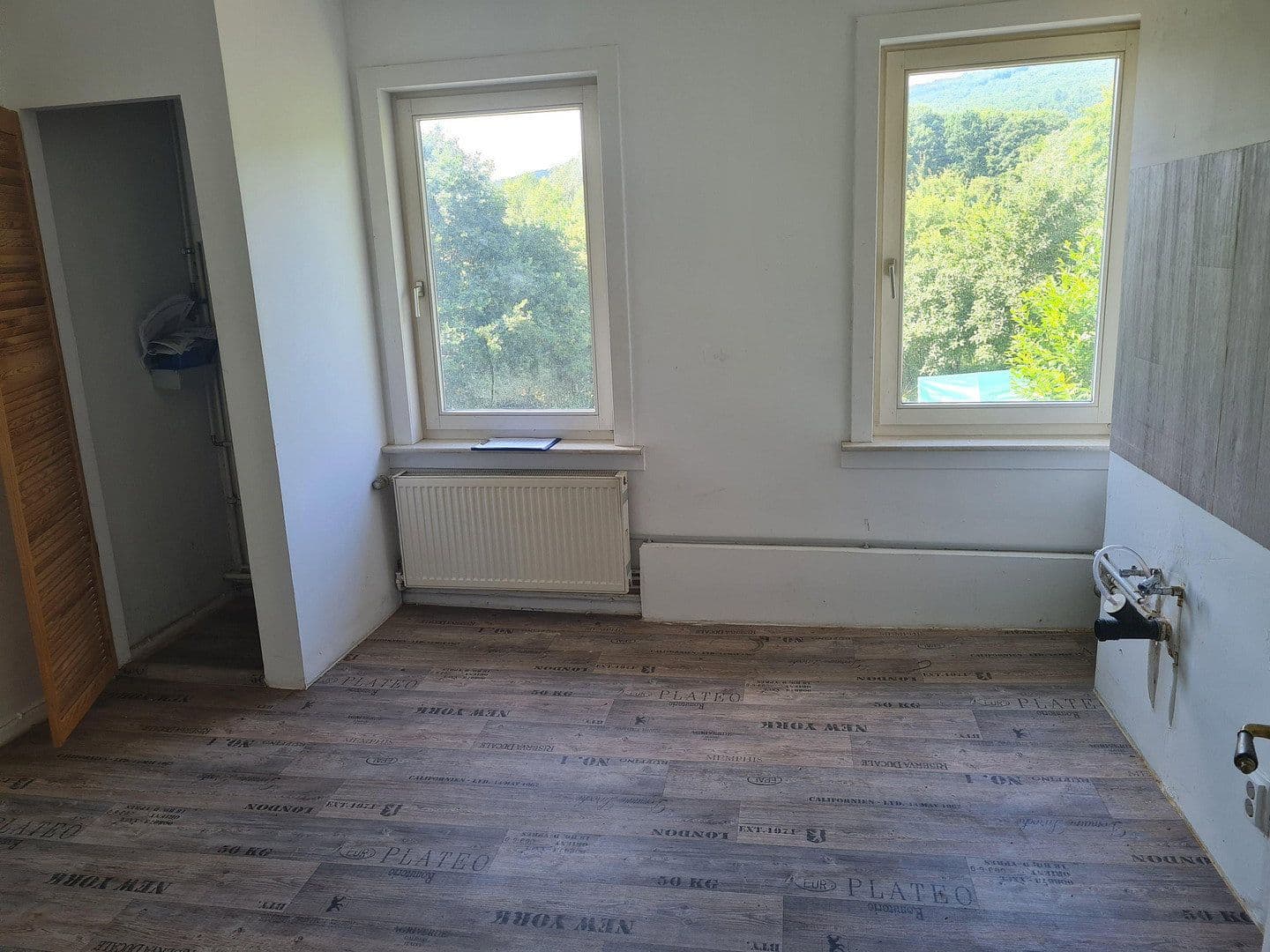 Pronájem bytu 3+1 90 m², Schieder-Schwalenberg, Severní Porýní-Vestfálsko Pronájem bytu 3+1 90 m², Schieder-Schwalenberg, Severní Porýní-Vestfálsko