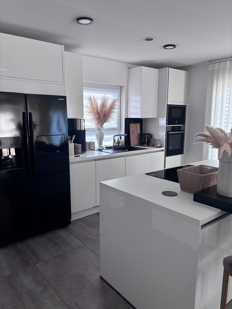 Prodej domu 170 m², pozemek 469 m², Kirchardt, Bádensko-Württembersko Prodej domu 170 m², pozemek 469 m², Kirchardt, Bádensko-Württembersko