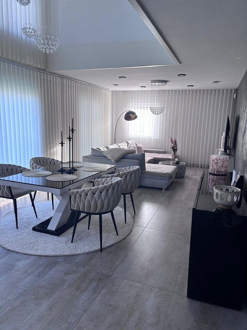 Prodej domu 170 m², pozemek 469 m², Kirchardt, Bádensko-Württembersko Prodej domu 170 m², pozemek 469 m², Kirchardt, Bádensko-Württembersko