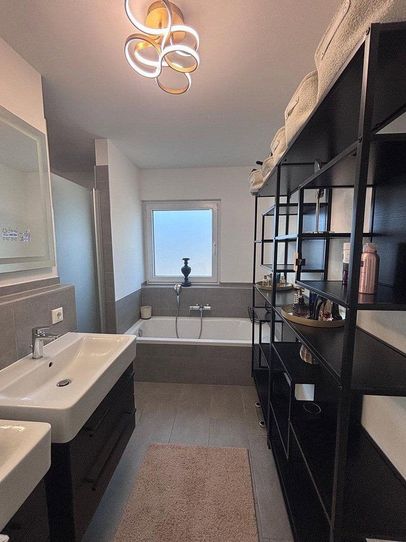 Prodej domu 170 m², pozemek 469 m², Kirchardt, Bádensko-Württembersko Prodej domu 170 m², pozemek 469 m², Kirchardt, Bádensko-Württembersko