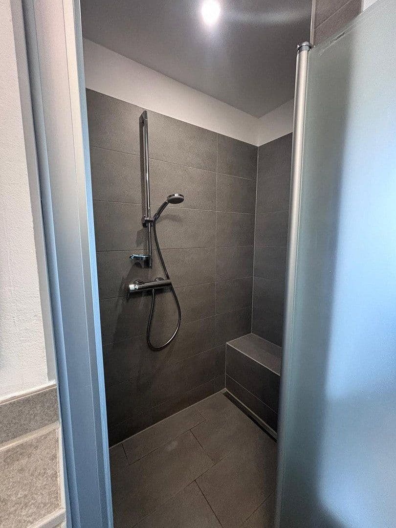 Prodej domu 170 m², pozemek 469 m², Kirchardt, Bádensko-Württembersko Prodej domu 170 m², pozemek 469 m², Kirchardt, Bádensko-Württembersko