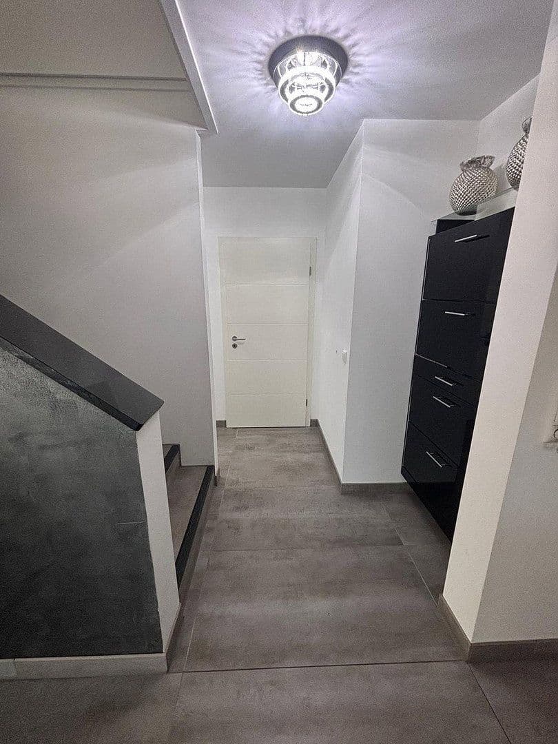 Prodej domu 170 m², pozemek 469 m², Kirchardt, Bádensko-Württembersko Prodej domu 170 m², pozemek 469 m², Kirchardt, Bádensko-Württembersko