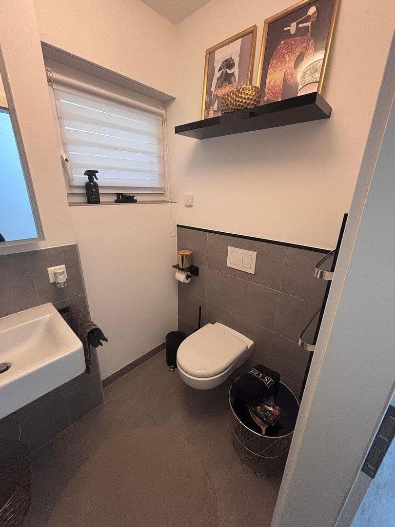 Prodej domu 170 m², pozemek 469 m², Kirchardt, Bádensko-Württembersko Prodej domu 170 m², pozemek 469 m², Kirchardt, Bádensko-Württembersko