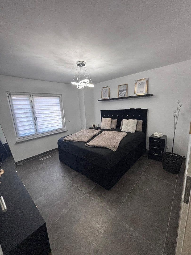 Prodej domu 170 m², pozemek 469 m², Kirchardt, Bádensko-Württembersko Prodej domu 170 m², pozemek 469 m², Kirchardt, Bádensko-Württembersko