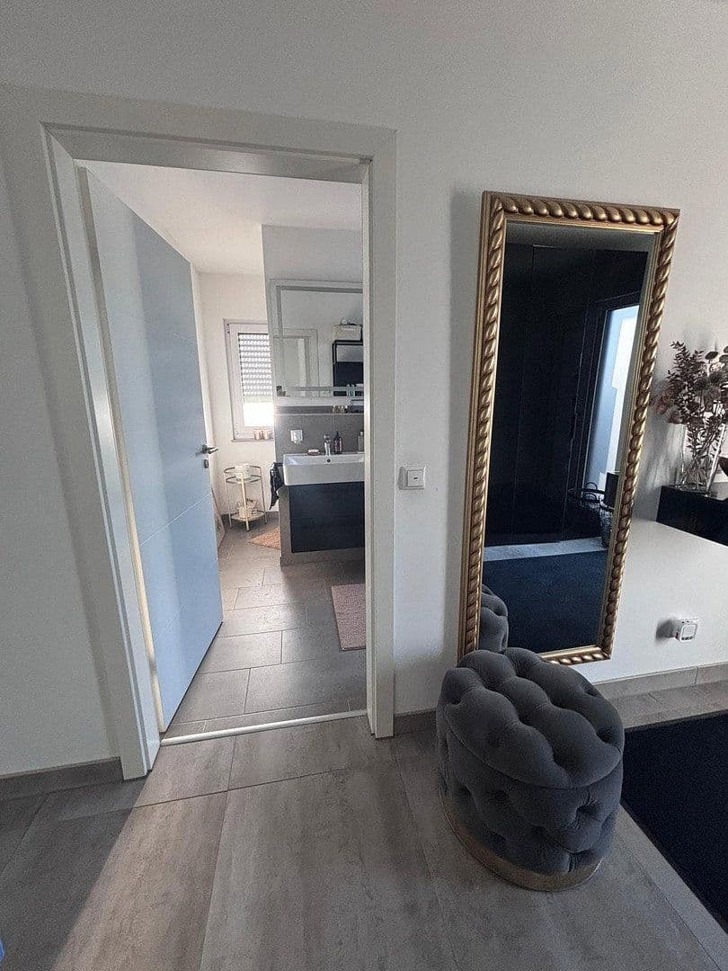 Prodej domu 170 m², pozemek 469 m², Kirchardt, Bádensko-Württembersko Prodej domu 170 m², pozemek 469 m², Kirchardt, Bádensko-Württembersko