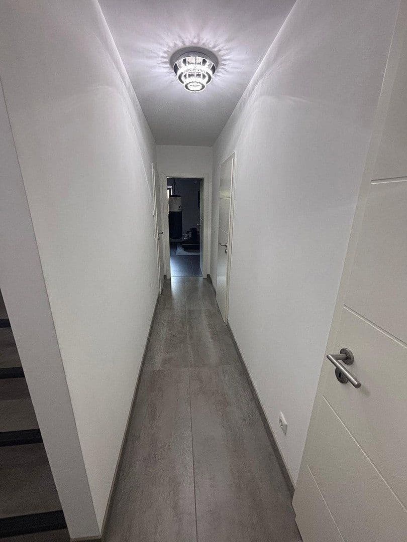 Prodej domu 170 m², pozemek 469 m², Kirchardt, Bádensko-Württembersko Prodej domu 170 m², pozemek 469 m², Kirchardt, Bádensko-Württembersko