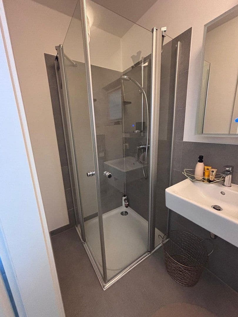 Prodej domu 170 m², pozemek 469 m², Kirchardt, Bádensko-Württembersko Prodej domu 170 m², pozemek 469 m², Kirchardt, Bádensko-Württembersko