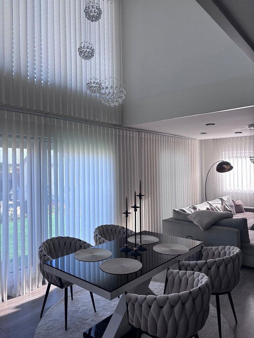 Prodej domu 170 m², pozemek 469 m², Kirchardt, Bádensko-Württembersko Prodej domu 170 m², pozemek 469 m², Kirchardt, Bádensko-Württembersko