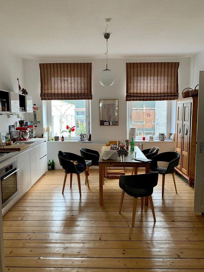 Prodej domu 439 m², pozemek 378 m², Kieler Str. 65, Eckernförde, Šlesvicko-Holštýnsko Prodej domu 439 m², pozemek 378 m², Kieler Str. 65, Eckernförde, Šlesvicko-Holštýnsko