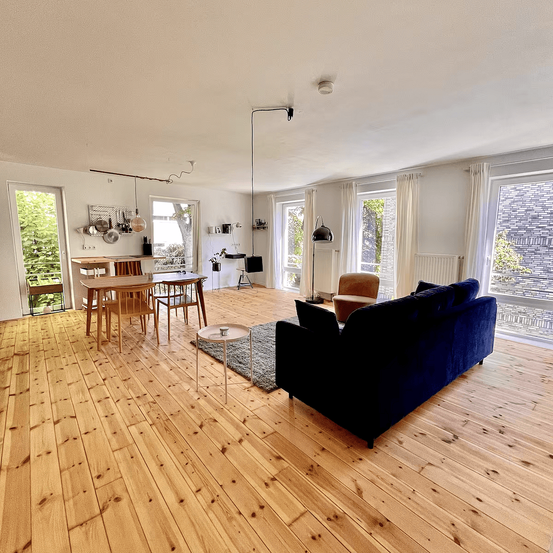 Prodej domu 439 m², pozemek 378 m², Kieler Str. 65, Eckernförde, Šlesvicko-Holštýnsko Prodej domu 439 m², pozemek 378 m², Kieler Str. 65, Eckernförde, Šlesvicko-Holštýnsko