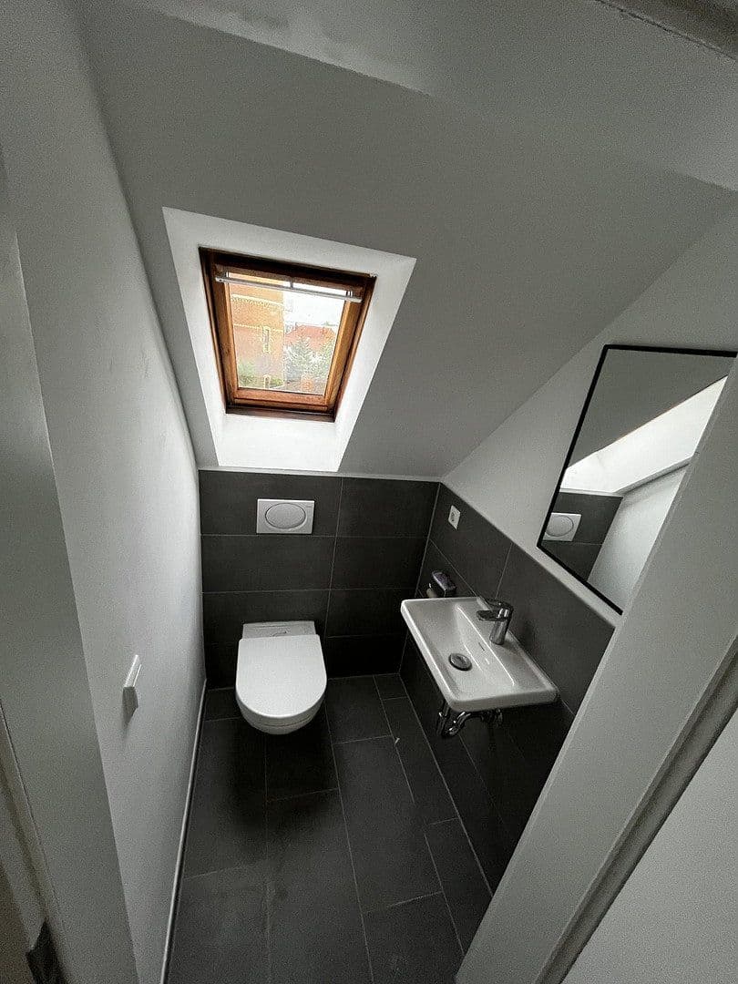 Pronájem bytu 2+kk 75 m², Kurfürstenstraße 20, Schwetzingen, Bádensko-Württembersko Pronájem bytu 2+kk 75 m², Kurfürstenstraße 20, Schwetzingen, Bádensko-Württembersko