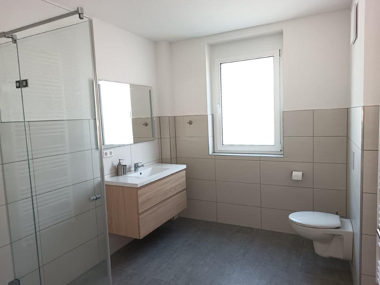 Pronájem bytu 2+1 69 m², Leutkirchstraße 41, Friesenheim, Bádensko-Württembersko Pronájem bytu 2+1 69 m², Leutkirchstraße 41, Friesenheim, Bádensko-Württembersko