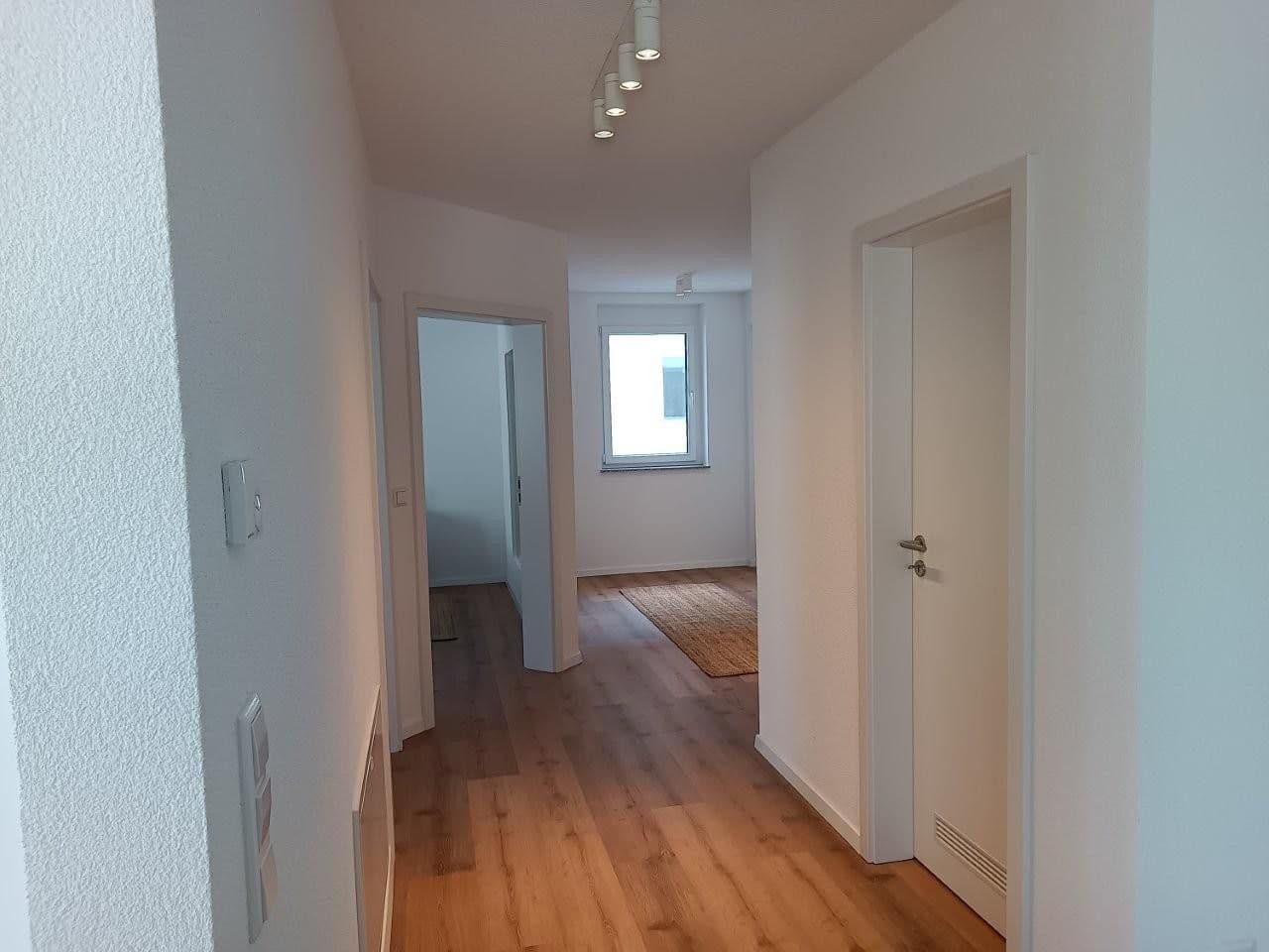 Pronájem bytu 2+1 69 m², Leutkirchstraße 41, Friesenheim, Bádensko-Württembersko Pronájem bytu 2+1 69 m², Leutkirchstraße 41, Friesenheim, Bádensko-Württembersko