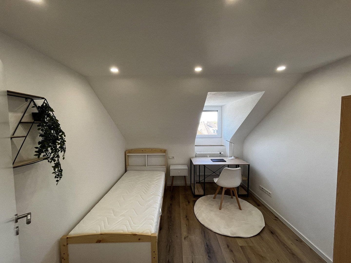 Pronájem bytu 1+1 155 m², Käferflugstraße 24, Heilbronn, Bádensko-Württembersko Pronájem bytu 1+1 155 m², Käferflugstraße 24, Heilbronn, Bádensko-Württembersko