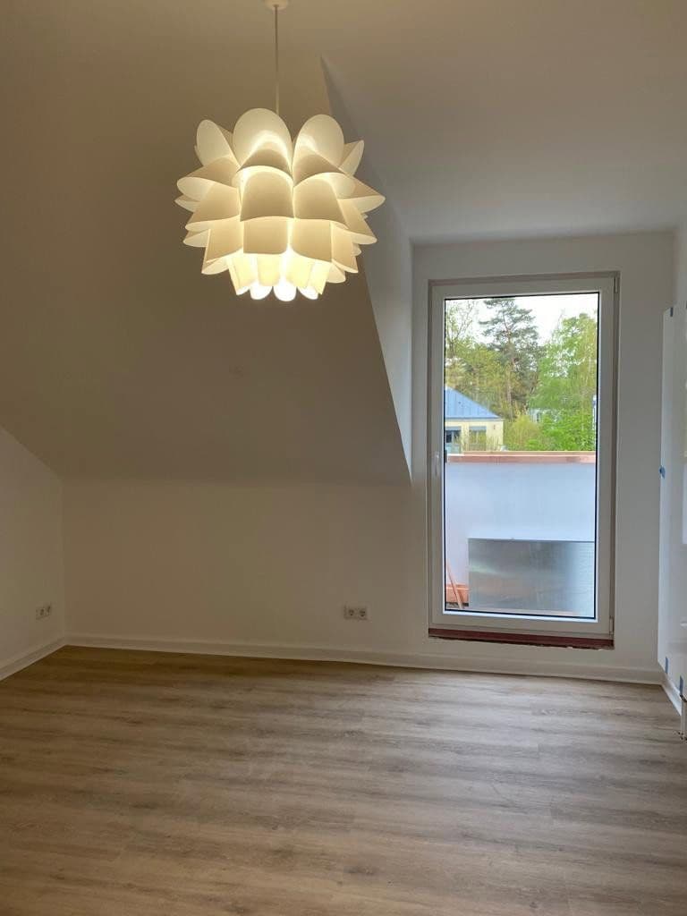 Pronájem domu 275 m², pozemek 1.000 m², Berlin, Berlín Pronájem domu 275 m², pozemek 1.000 m², Berlin, Berlín