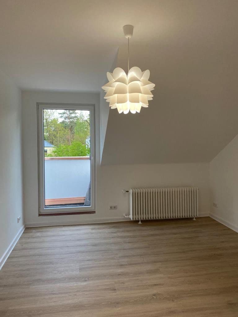 Pronájem domu 275 m², pozemek 1.000 m², Berlin, Berlín Pronájem domu 275 m², pozemek 1.000 m², Berlin, Berlín