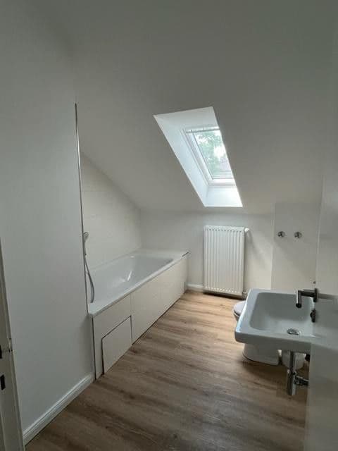 Pronájem domu 275 m², pozemek 1.000 m², Berlin, Berlín Pronájem domu 275 m², pozemek 1.000 m², Berlin, Berlín