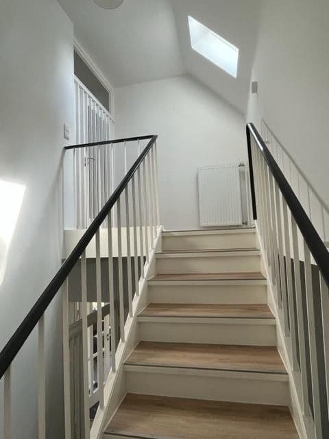 Pronájem domu 275 m², pozemek 1.000 m², Berlin, Berlín Pronájem domu 275 m², pozemek 1.000 m², Berlin, Berlín