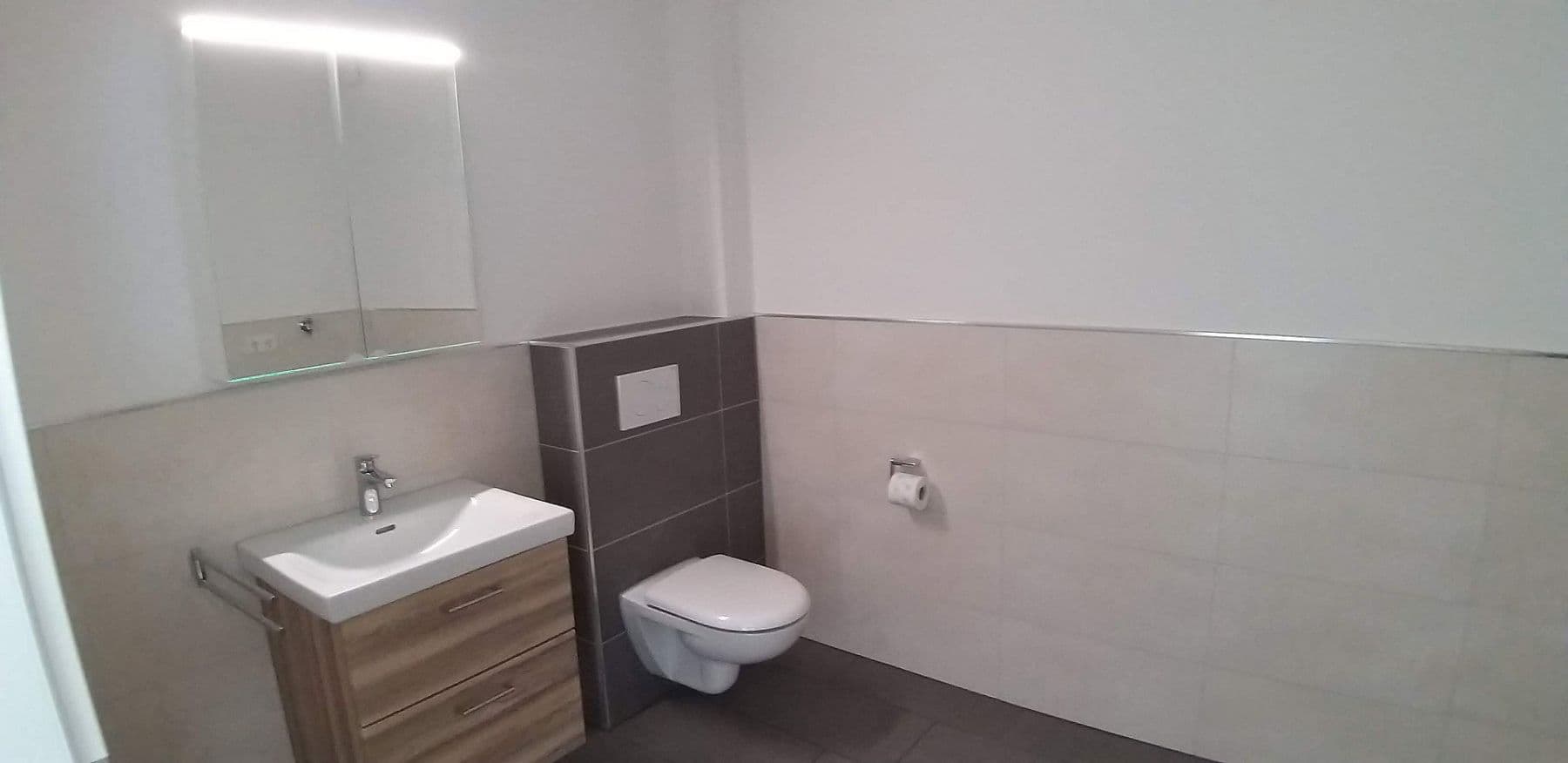 Pronájem bytu 3+kk 98 m², Homburg, Země Sársko Pronájem bytu 3+kk 98 m², Homburg, Země Sársko