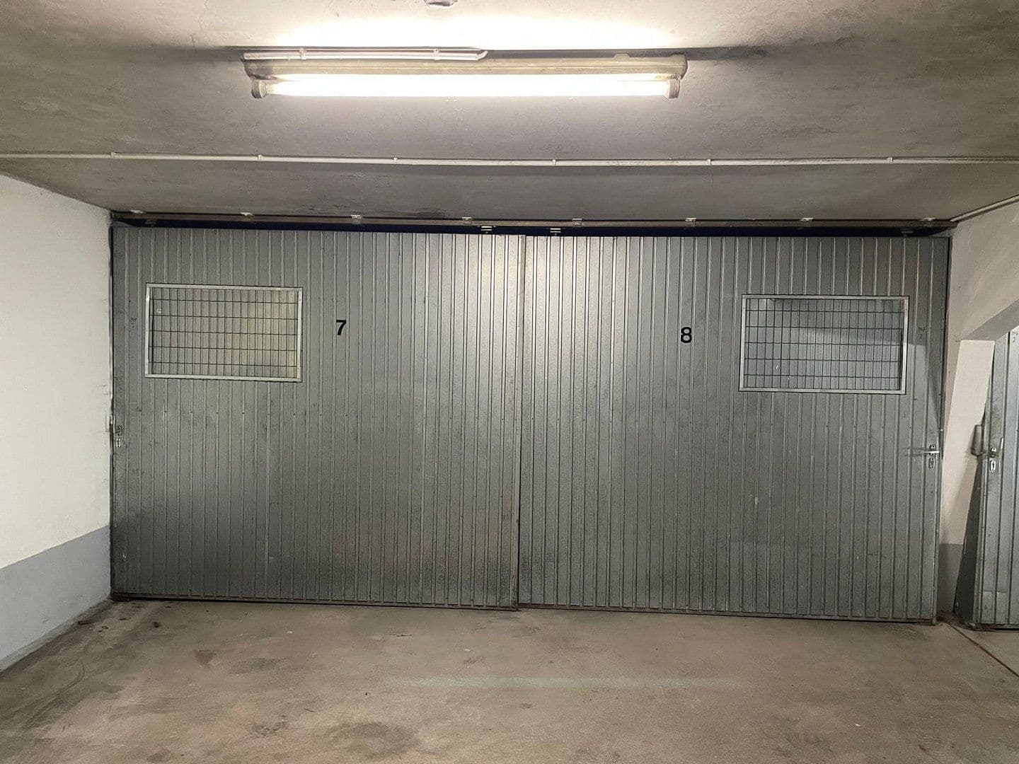 Pronájem garáže 25 m², Klingsorstrasse 10/Stolzingstrasse 4, München, Bavorsko Pronájem garáže 25 m², Klingsorstrasse 10/Stolzingstrasse 4, München, Bavorsko