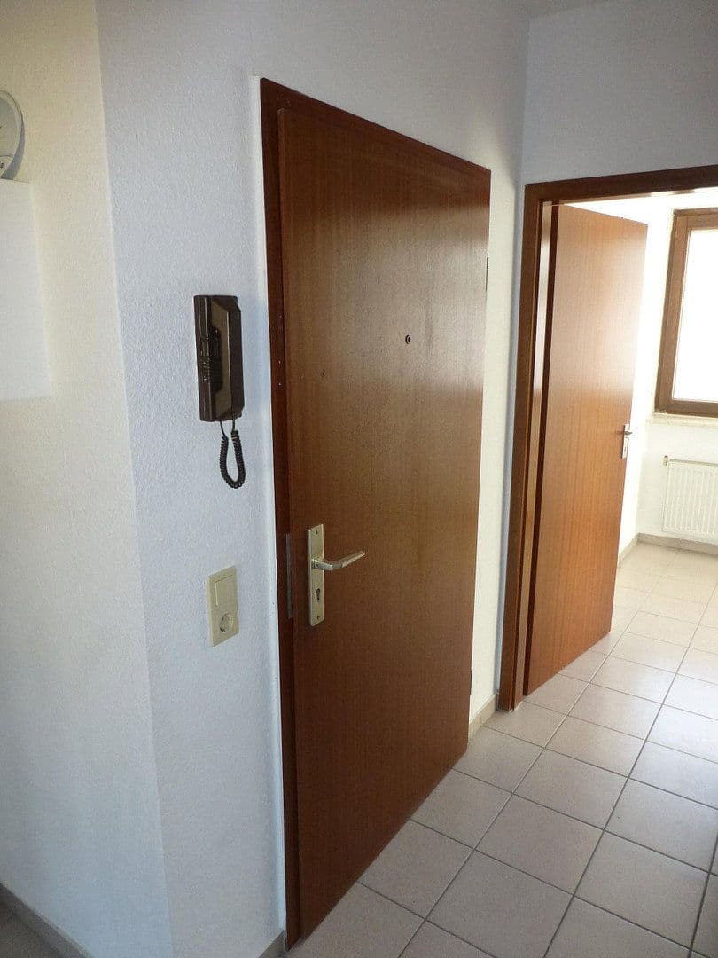 Pronájem bytu 2+1 55 m², Geleitsstr. 32, Offenbach am Main, Hessen Pronájem bytu 2+1 55 m², Geleitsstr. 32, Offenbach am Main, Hessen