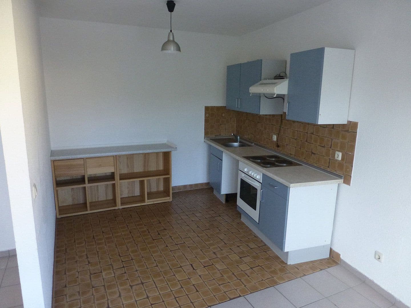 Pronájem bytu 2+1 55 m², Geleitsstr. 32, Offenbach am Main, Hessen Pronájem bytu 2+1 55 m², Geleitsstr. 32, Offenbach am Main, Hessen