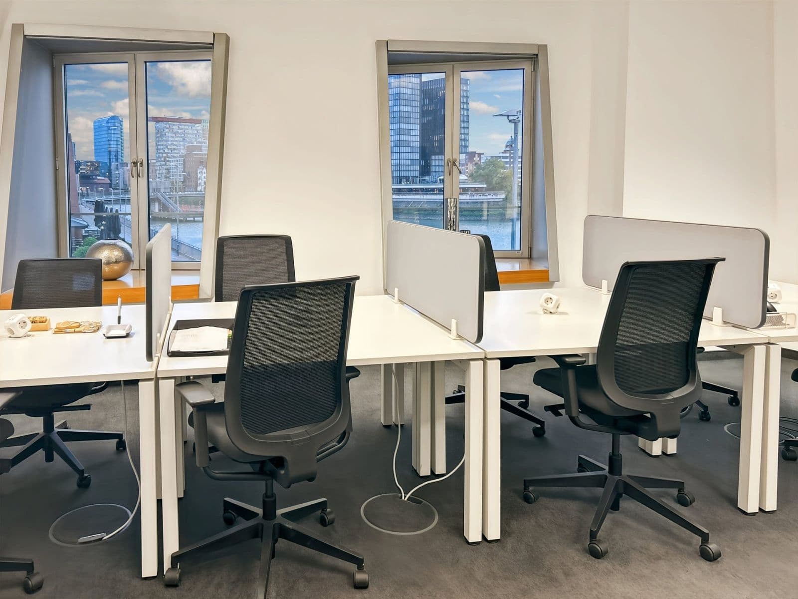 Pronájem kanceláře 162 m², Neuer Zollhof 3, DUSSELDORF, Severní Porýní-Vestfálsko Pronájem kanceláře 162 m², Neuer Zollhof 3, DUSSELDORF, Severní Porýní-Vestfálsko
