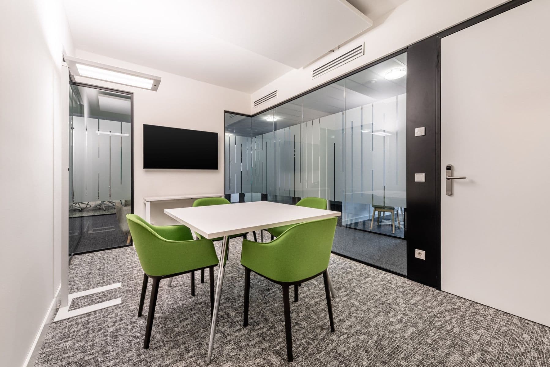 Pronájem kanceláře 2.062 m², Kaistrasse 90, Kiel, Šlesvicko-Holštýnsko Pronájem kanceláře 2.062 m², Kaistrasse 90, Kiel, Šlesvicko-Holštýnsko