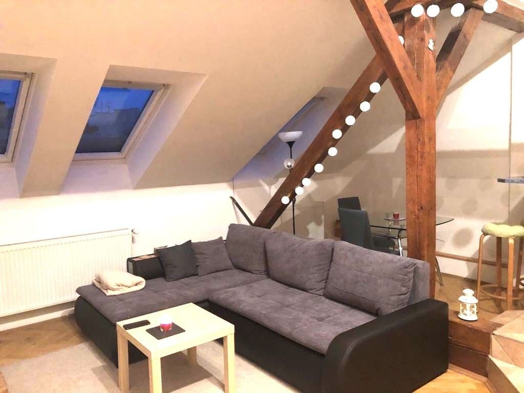 Pronájem bytu 2+kk 59 m², Slezská, Praha, Praha Pronájem bytu 2+kk 59 m², Slezská, Praha, Praha
