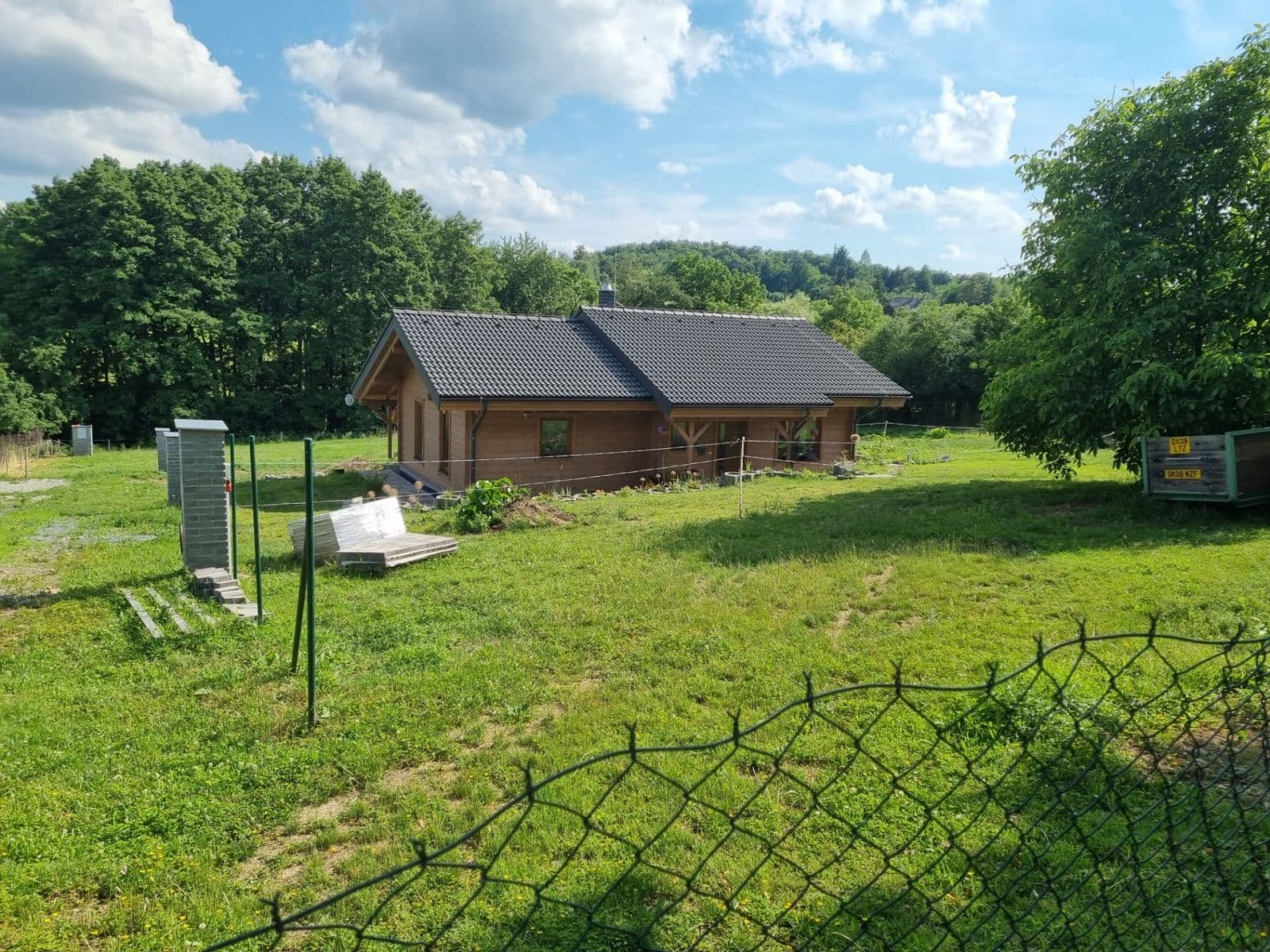 Prodej domu 94 m², pozemek 4.322 m², Krňany, Středočeský kraj Prodej domu 94 m², pozemek 4.322 m², Krňany, Středočeský kraj