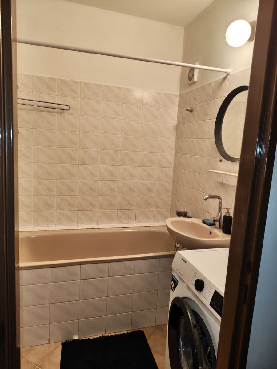 Prodej bytu 3+1 68 m², Holíčska, Petržalka, Bratislavský kraj Prodej bytu 3+1 68 m², Holíčska, Petržalka, Bratislavský kraj