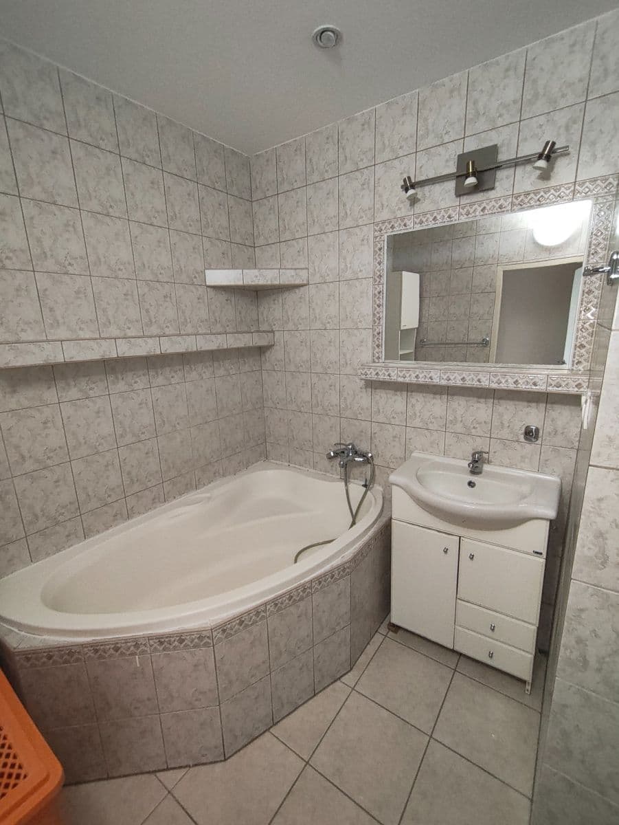 Prodej bytu 2+1 69 m², Holíčska, Petržalka, Bratislavský kraj Prodej bytu 2+1 69 m², Holíčska, Petržalka, Bratislavský kraj