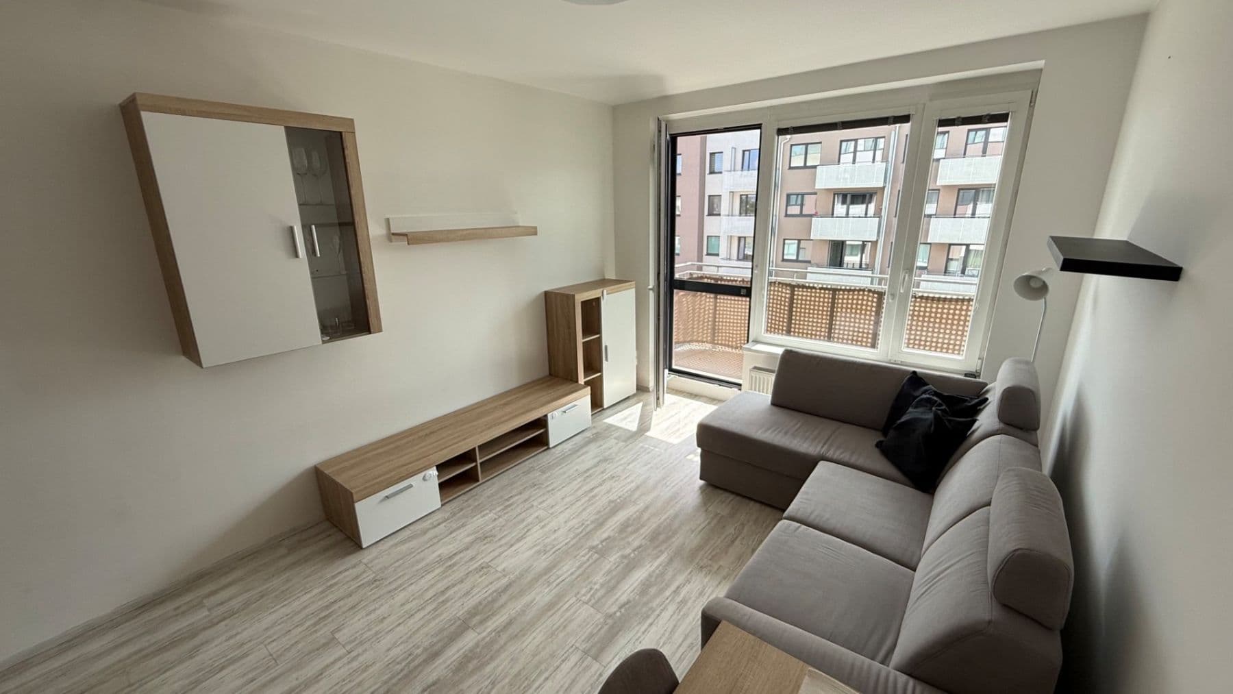Pronájem bytu 2+kk 53 m², Honzíkova, Praha, Praha Pronájem bytu 2+kk 53 m², Honzíkova, Praha, Praha