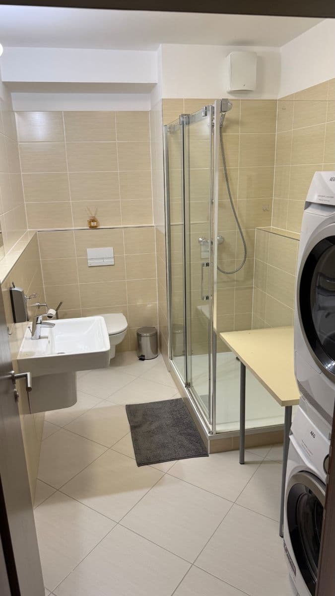 Pronájem bytu 2+kk 53 m², Honzíkova, Praha, Praha Pronájem bytu 2+kk 53 m², Honzíkova, Praha, Praha