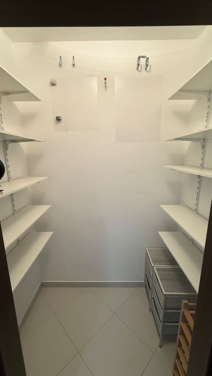 Pronájem bytu 2+kk 53 m², Honzíkova, Praha, Praha Pronájem bytu 2+kk 53 m², Honzíkova, Praha, Praha