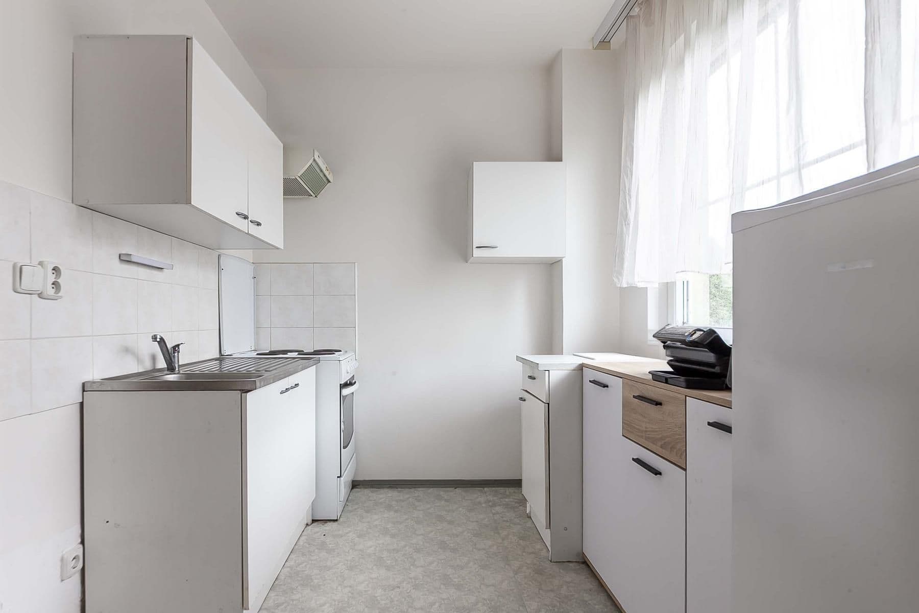 Prodej bytu 1+1 38 m², Pastelová, Liberec, Praha Prodej bytu 1+1 38 m², Pastelová, Liberec, Praha