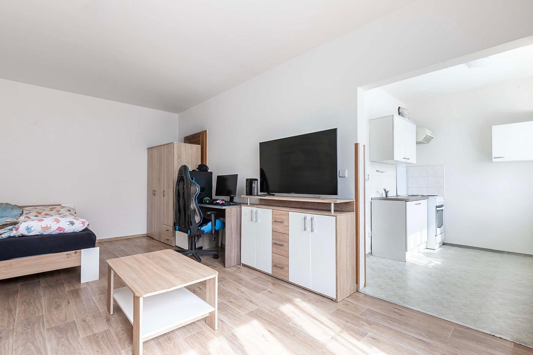 Prodej bytu 1+1 38 m², Pastelová, Liberec, Praha Prodej bytu 1+1 38 m², Pastelová, Liberec, Praha