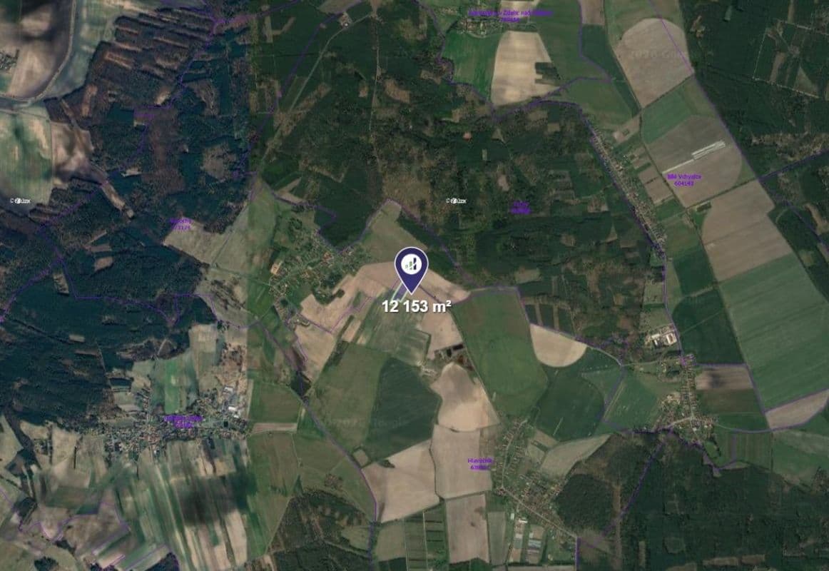 Prodej pozemku 4.652 m², Hlavečník, Pardubický kraj Prodej pozemku 4.652 m², Hlavečník, Pardubický kraj