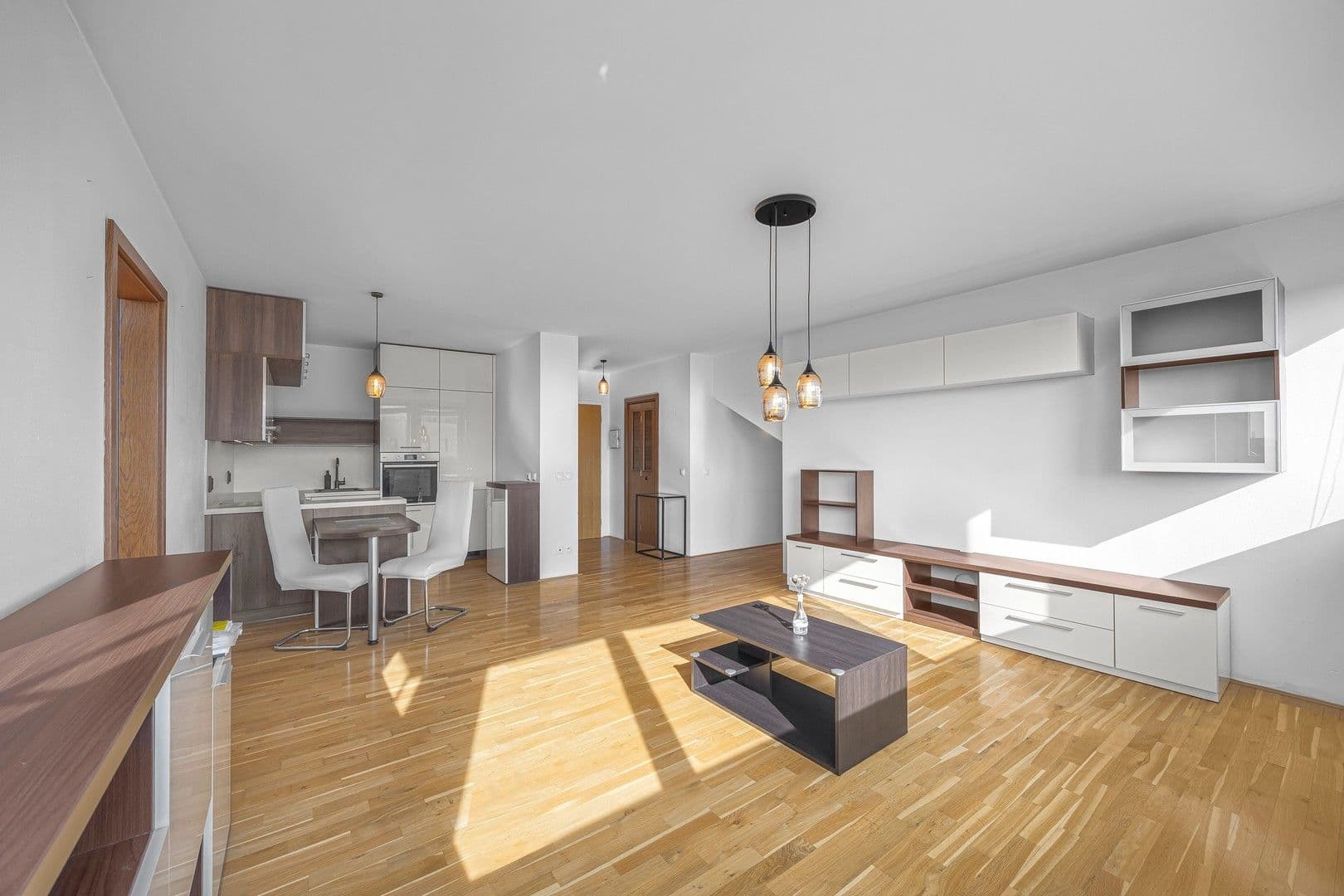 Pronájem bytu 2+kk 54 m², Rotavská, Praha, Praha Pronájem bytu 2+kk 54 m², Rotavská, Praha, Praha