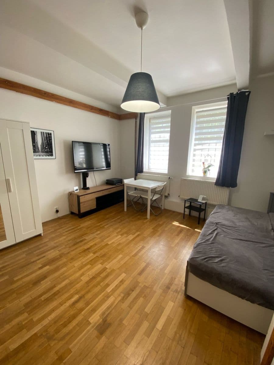 Pronájem bytu 1+kk 26 m², Benešovská, Praha, Praha Pronájem bytu 1+kk 26 m², Benešovská, Praha, Praha