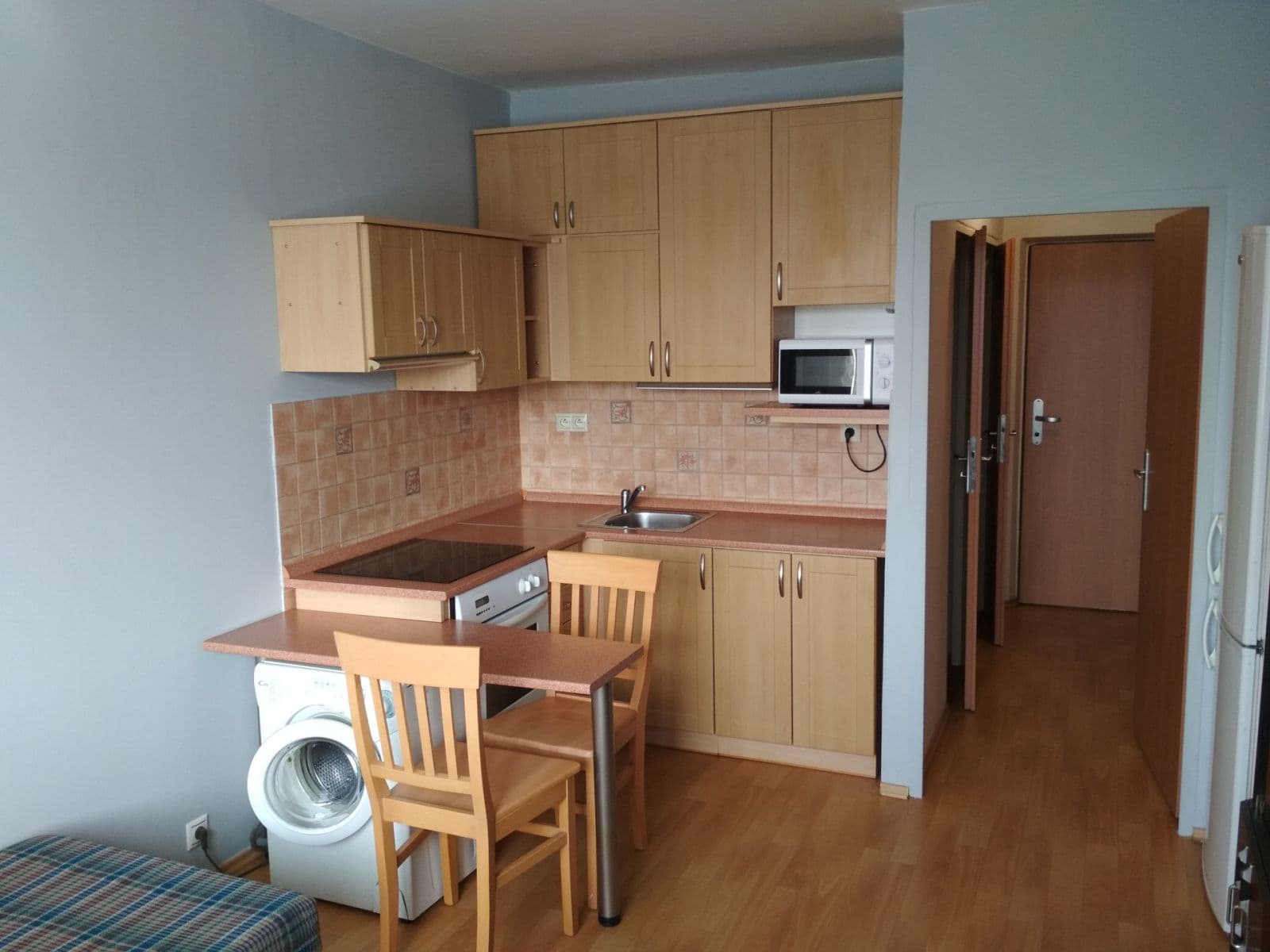 Prodej bytu 1+kk 25 m², 28. října, Neratovice, Středočeský kraj Prodej bytu 1+kk 25 m², 28. října, Neratovice, Středočeský kraj