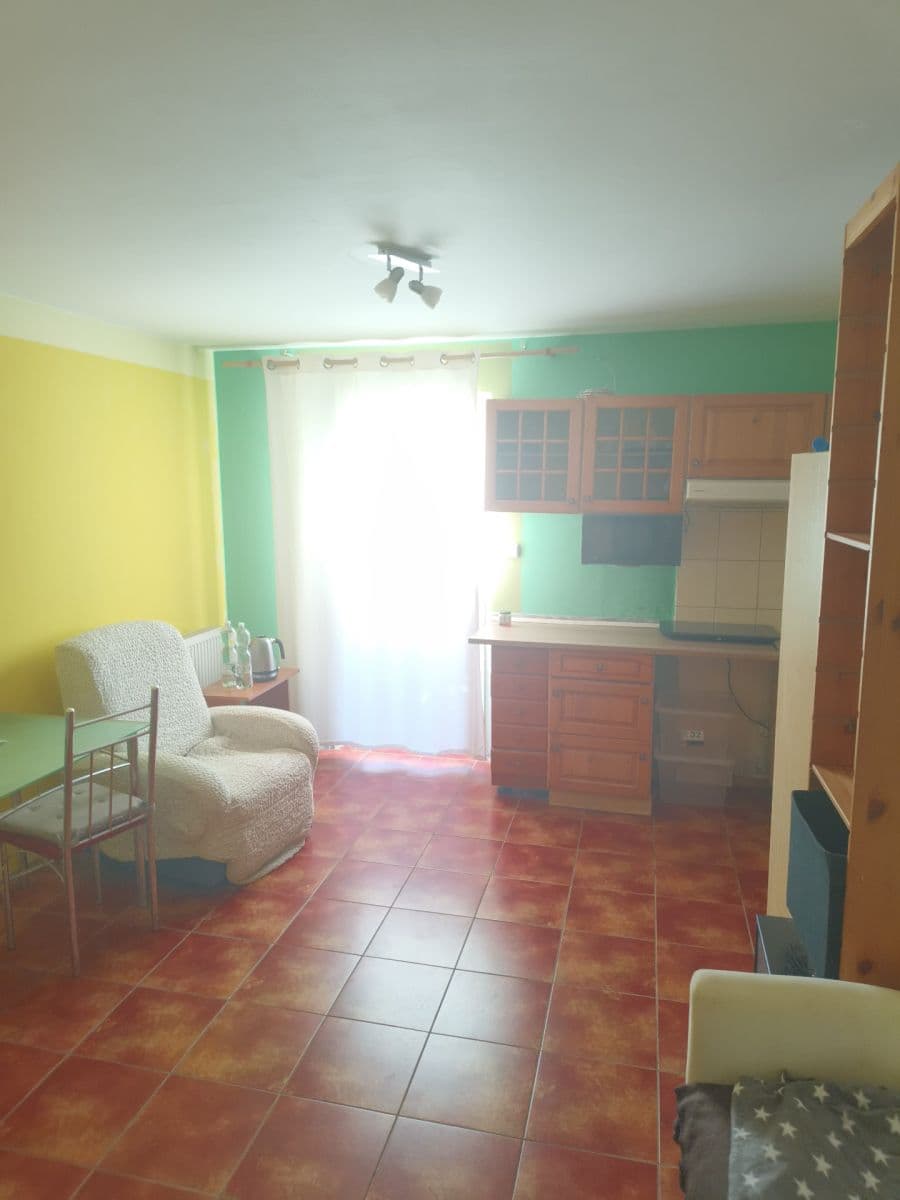 Pronájem bytu 1+1 45 m², Trnková, Postřižín, Středočeský kraj Pronájem bytu 1+1 45 m², Trnková, Postřižín, Středočeský kraj
