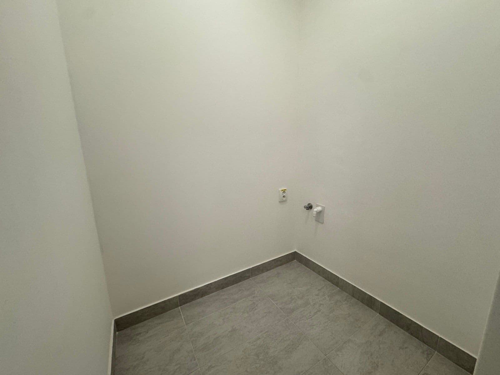 Pronájem bytu 4+kk 88 m², Hlavní třída, Havířov, Moravskoslezský kraj Pronájem bytu 4+kk 88 m², Hlavní třída, Havířov, Moravskoslezský kraj