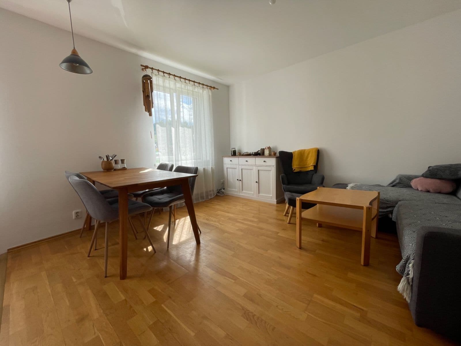 Pronájem bytu 3+1 83 m², Nové domovy, Český Krumlov, Jihočeský kraj Pronájem bytu 3+1 83 m², Nové domovy, Český Krumlov, Jihočeský kraj