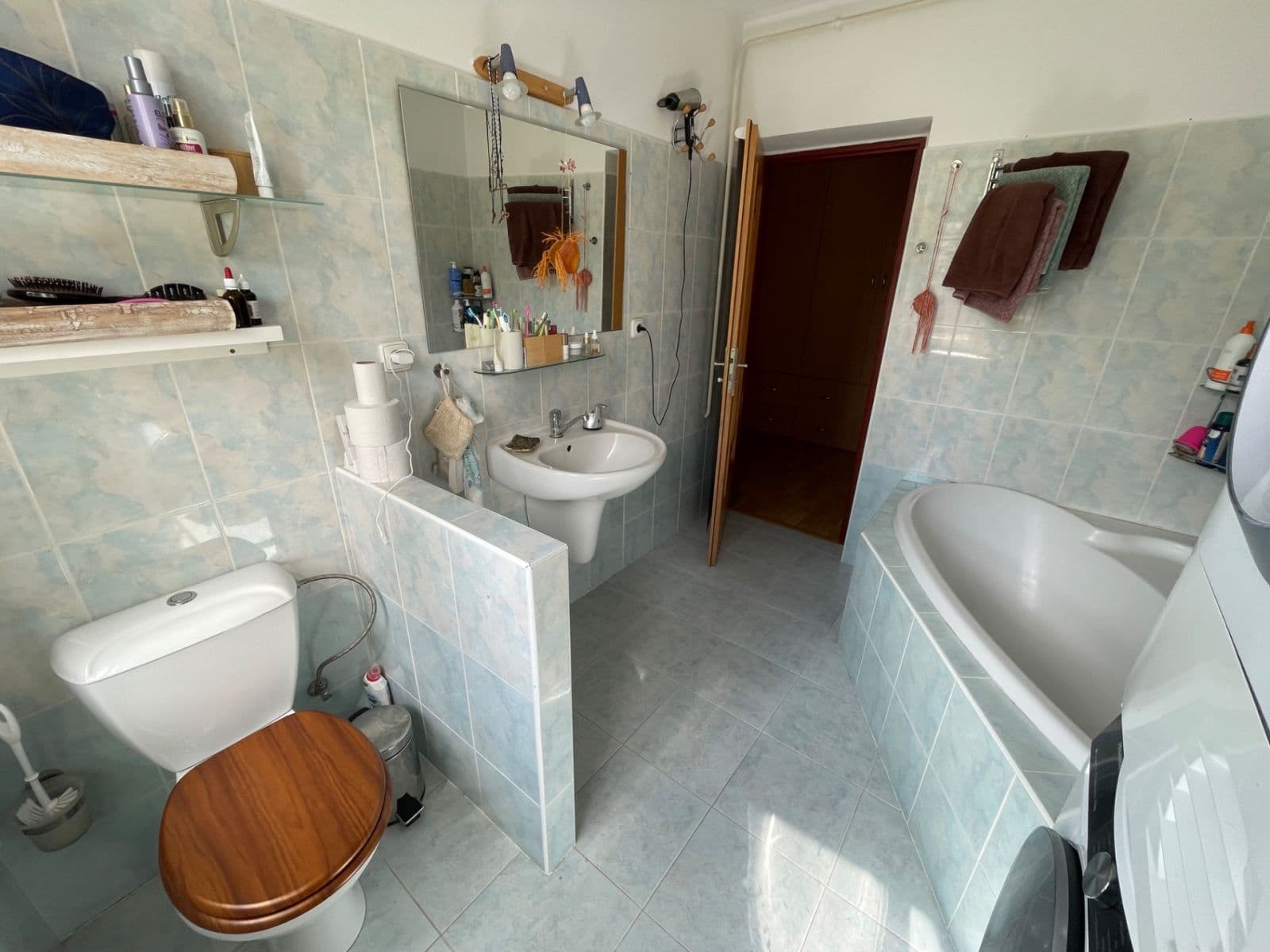 Pronájem bytu 3+1 83 m², Nové domovy, Český Krumlov, Jihočeský kraj Pronájem bytu 3+1 83 m², Nové domovy, Český Krumlov, Jihočeský kraj